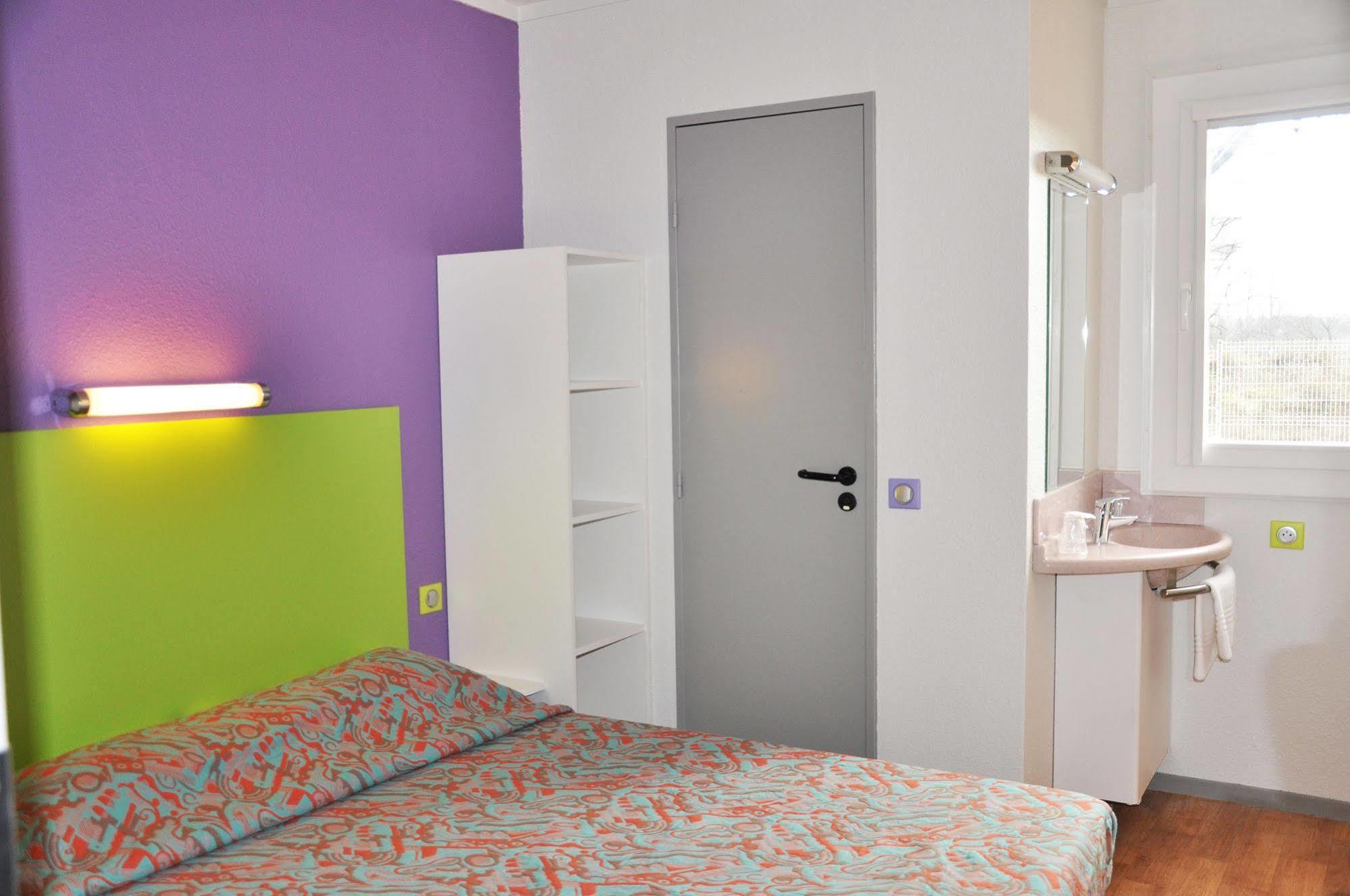 Hotel Valence Sud Soyons Екстериор снимка