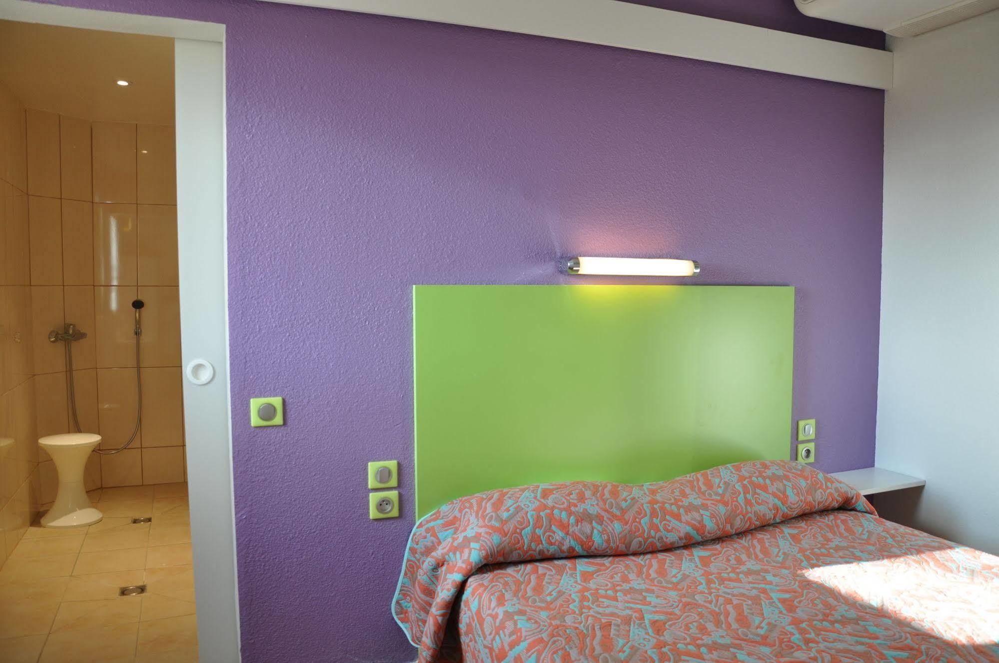 Hotel Valence Sud Soyons Екстериор снимка
